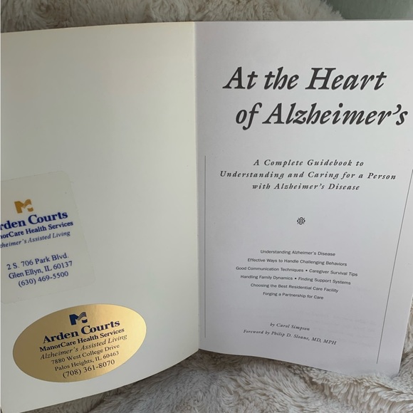 At The Heart Of Alzheimer’s , Paperback A Complete Guidebook By Carol Simpson - Picture 4 of 4